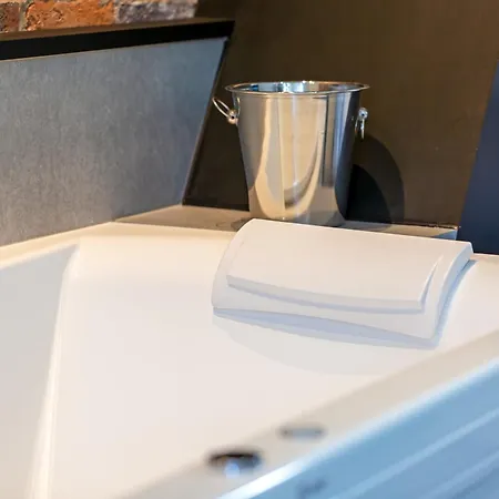 Nuits Secretes Un Instant Privilegie Et Sensuel Apartmán